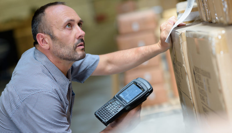 scanning inventory in warehouse